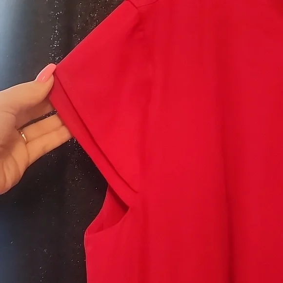 Elegant Red Dress - Picture 4 of 7